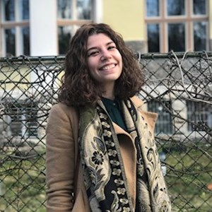 petsitter Cluj-Napoca sau Bonă pentru animale pentru Câini Pisici