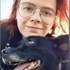 Bianca + stapan de animal de companie care a apelat la un pet sitter in loc de pensiune canina sau pet hotel