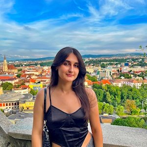 petsitter Timișoara sau Bonă pentru animale pentru Câini Pisici
