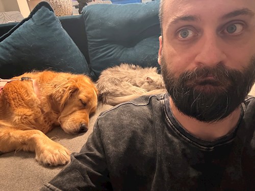 Cristian- petsitter Voluntari vagy Állat szitter a 